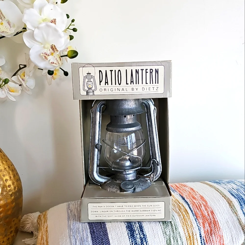 NWT Patio Lantern Dietz #78 Original Oil Burning Lantern 2002 Williams Sonoma